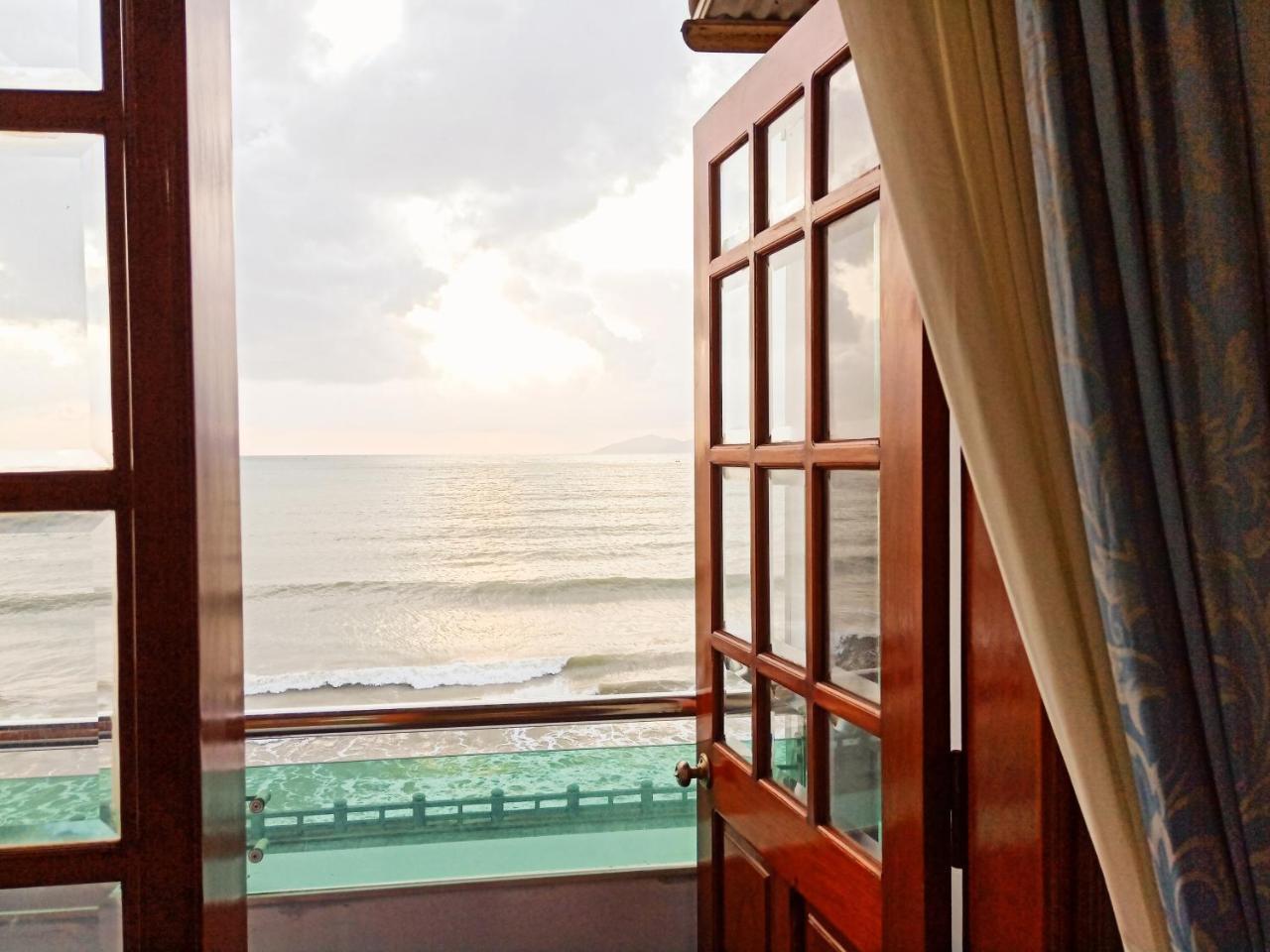 Hotel Khach San Nhu Yen Nha Trang Exterior foto